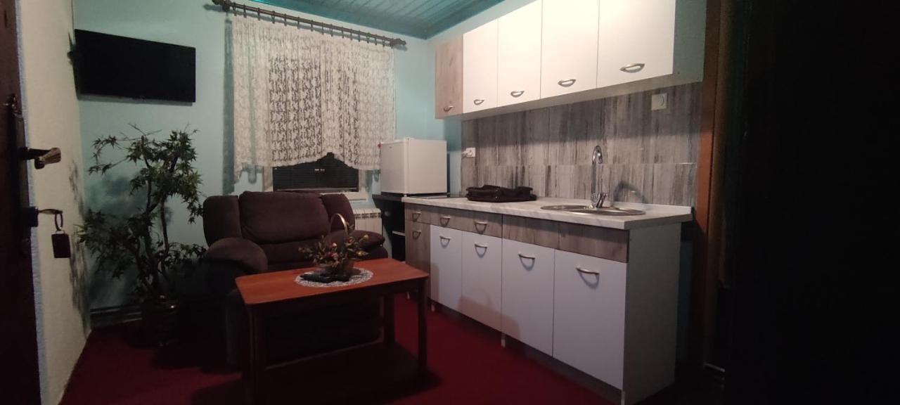 Guesthouse Prenociste Faraon Pljevlja Kültér fotó